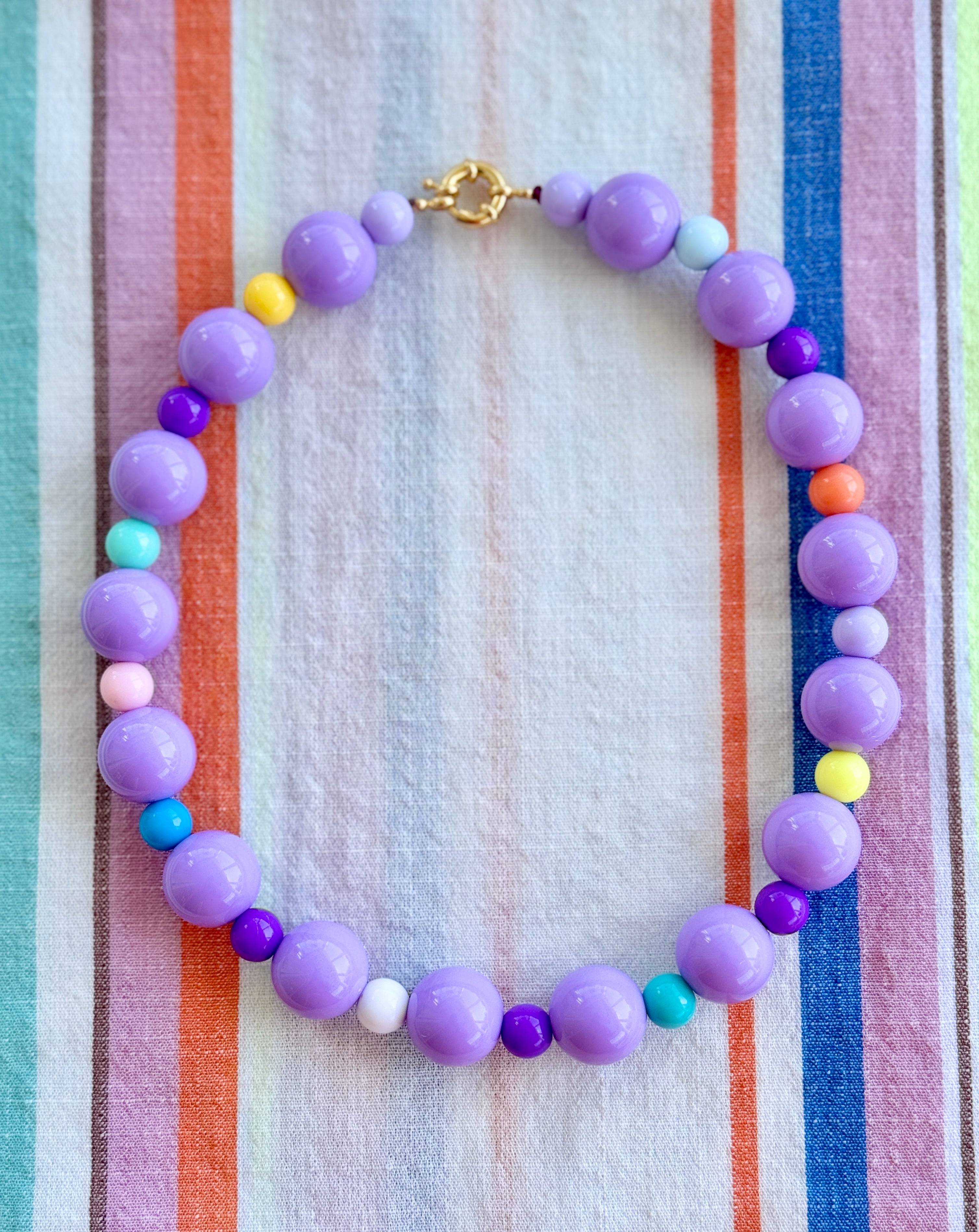 Bold & bubbly Lilac